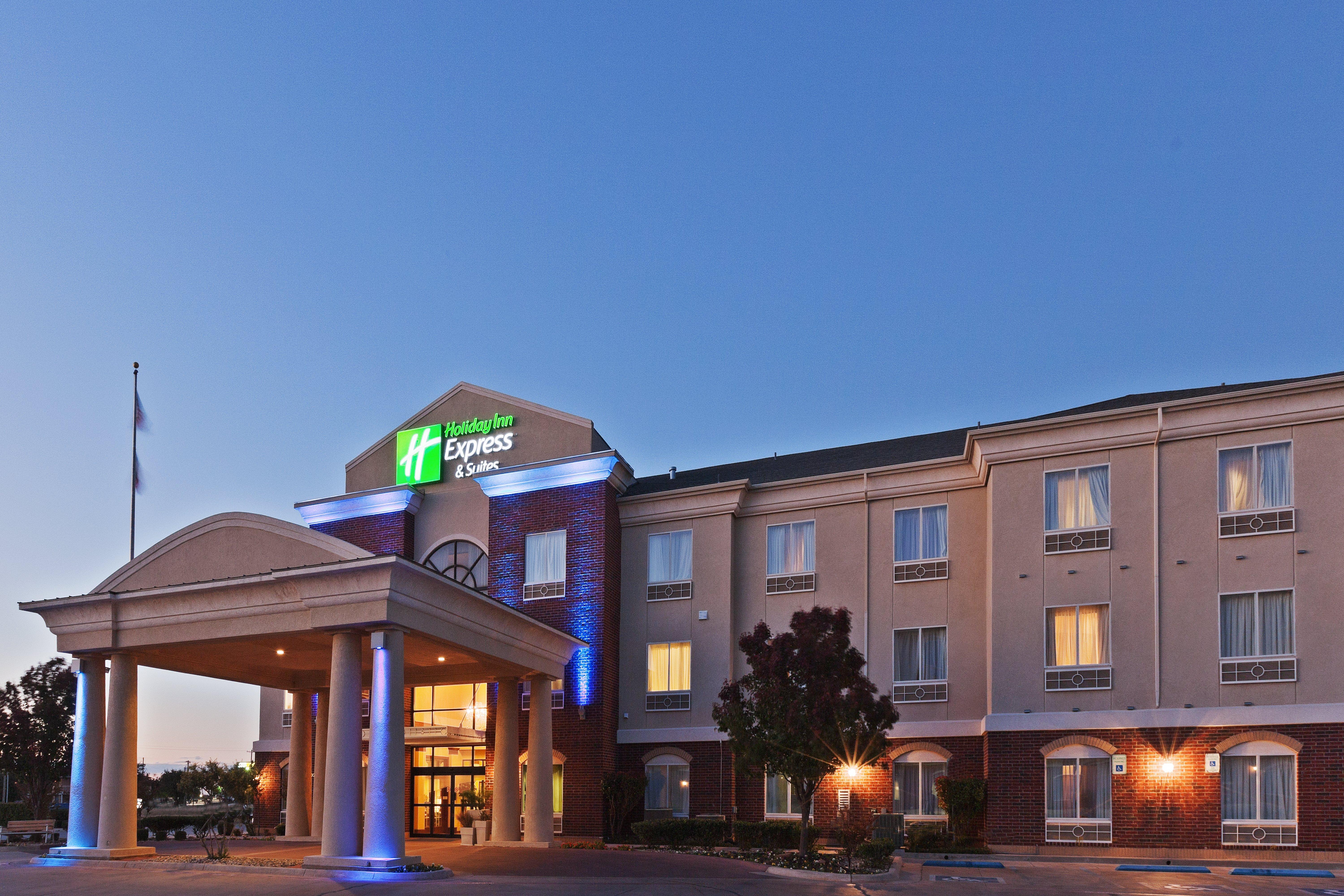 Holiday Inn Express Hotel And Suites Abilene By Ihg Exterior photo