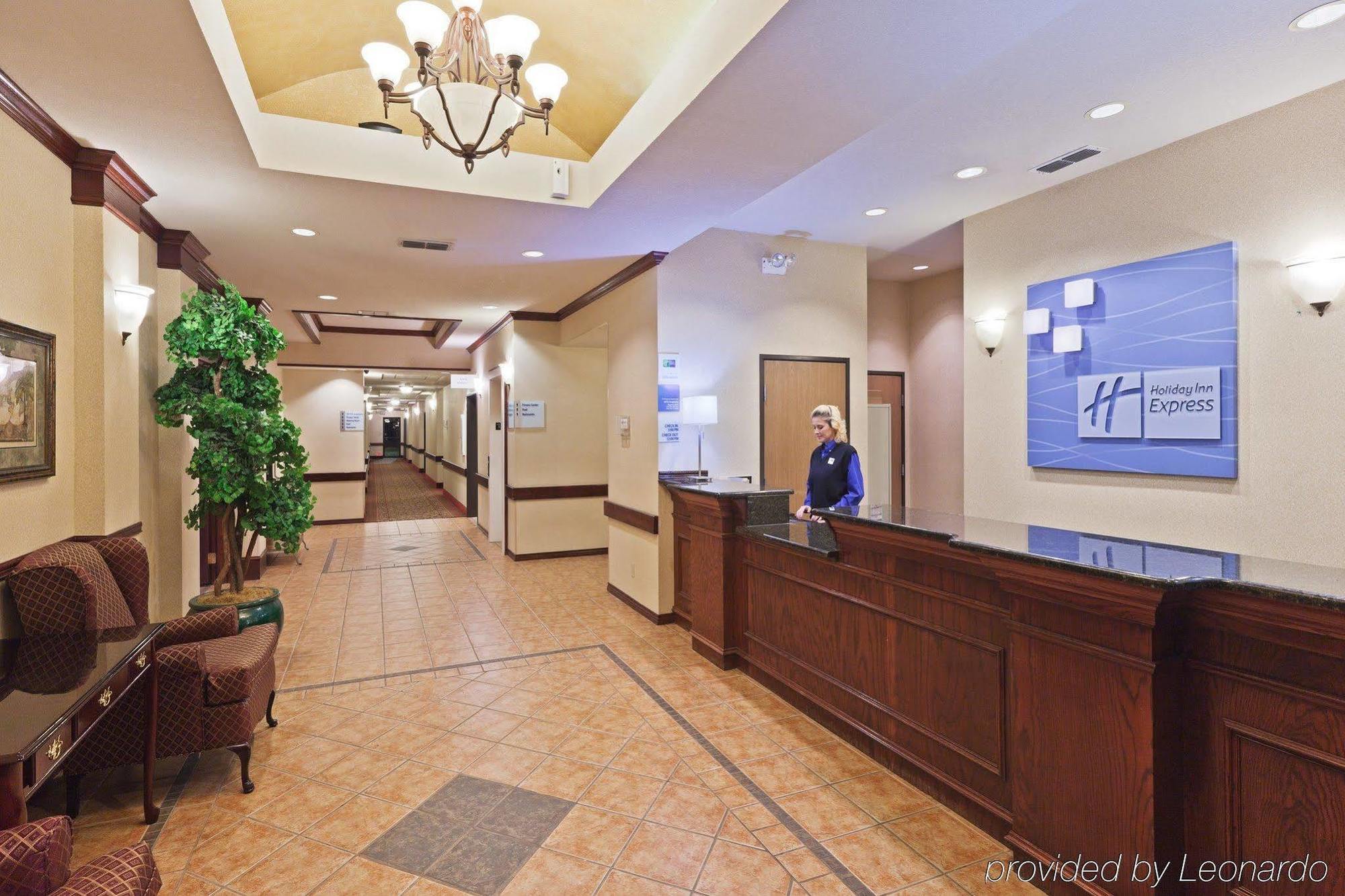 Holiday Inn Express Hotel And Suites Abilene By Ihg Exterior photo