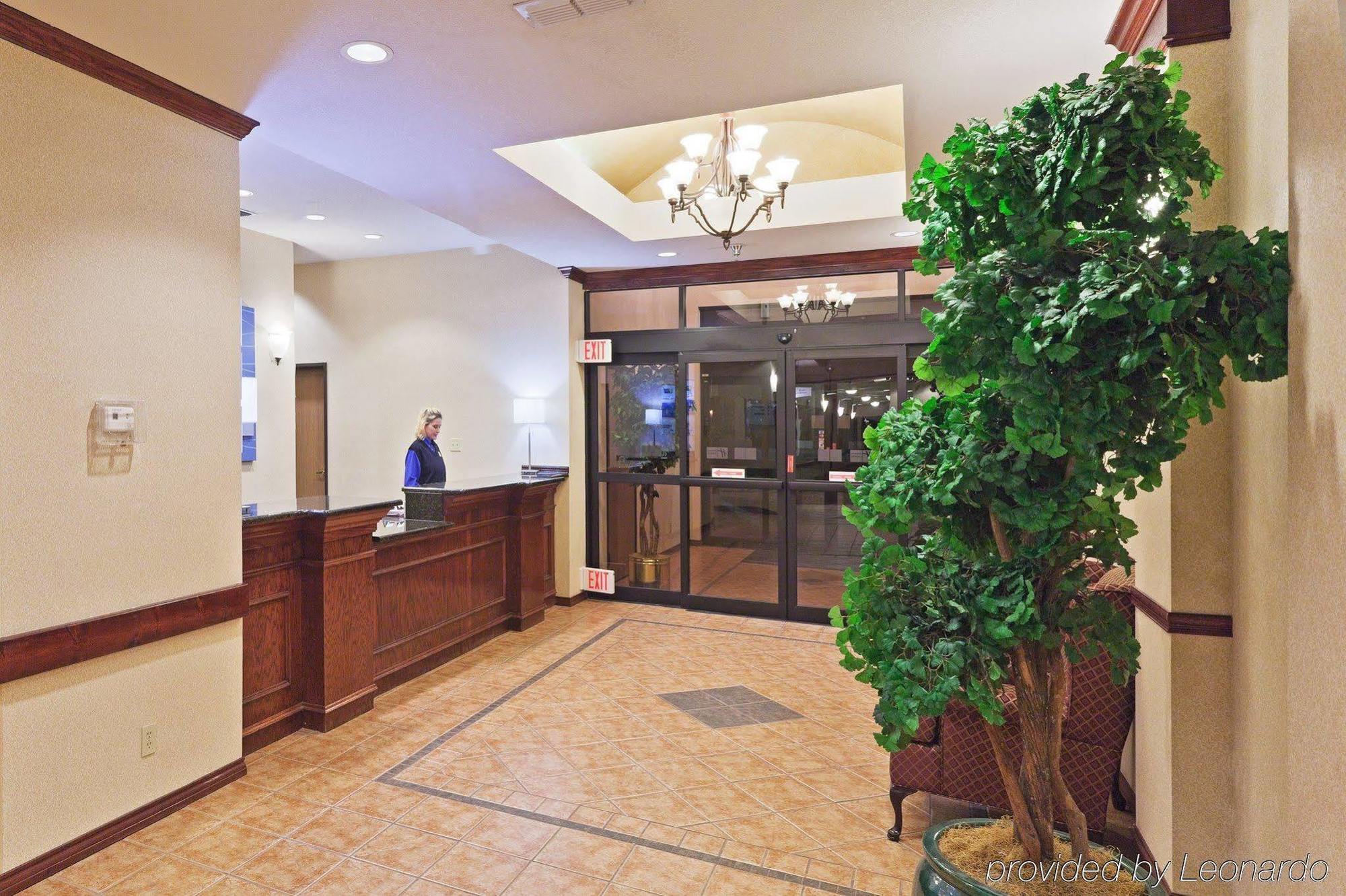 Holiday Inn Express Hotel And Suites Abilene By Ihg Exterior photo